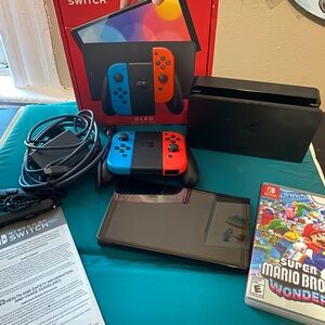 Nintendo Switch (OLED model)